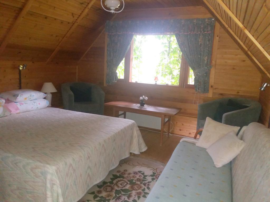 Sireli Hostel Kõpu Екстериор снимка